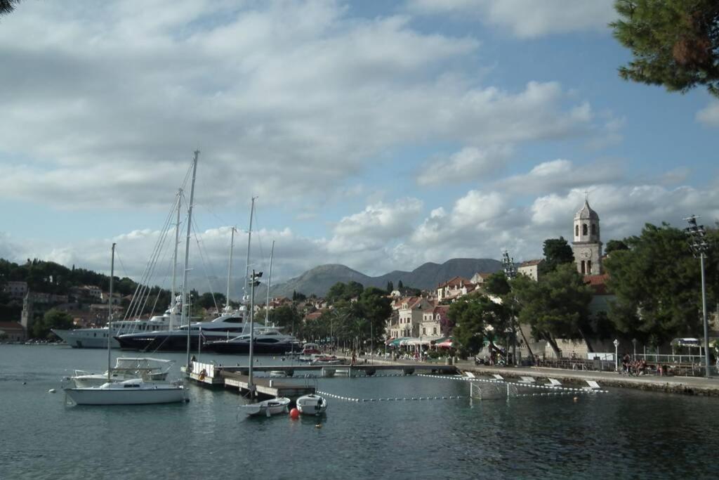 Charming Apartment For 3 Pax In Cavtat Buitenkant foto