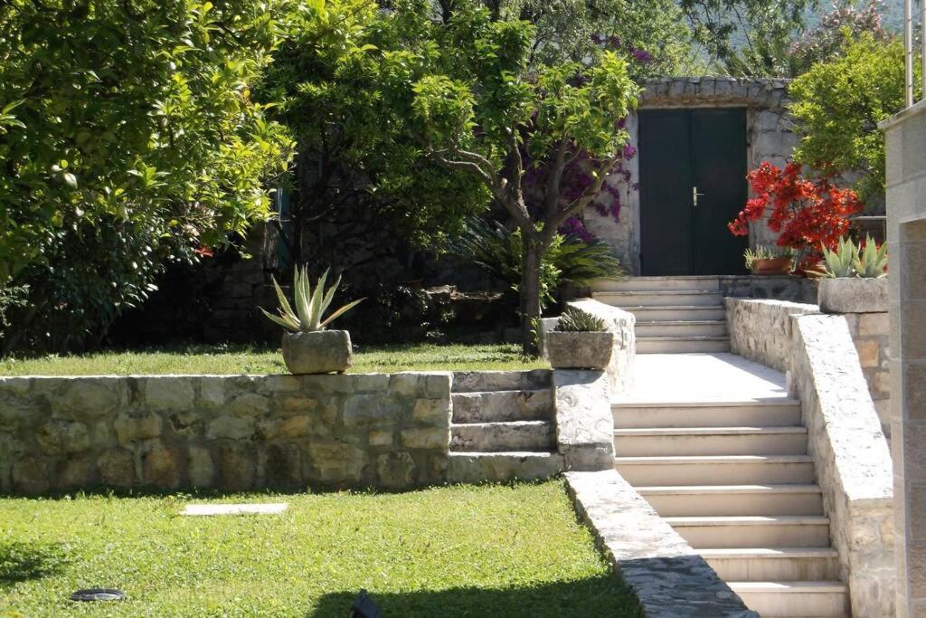 Charming Apartment For 3 Pax In Cavtat Buitenkant foto