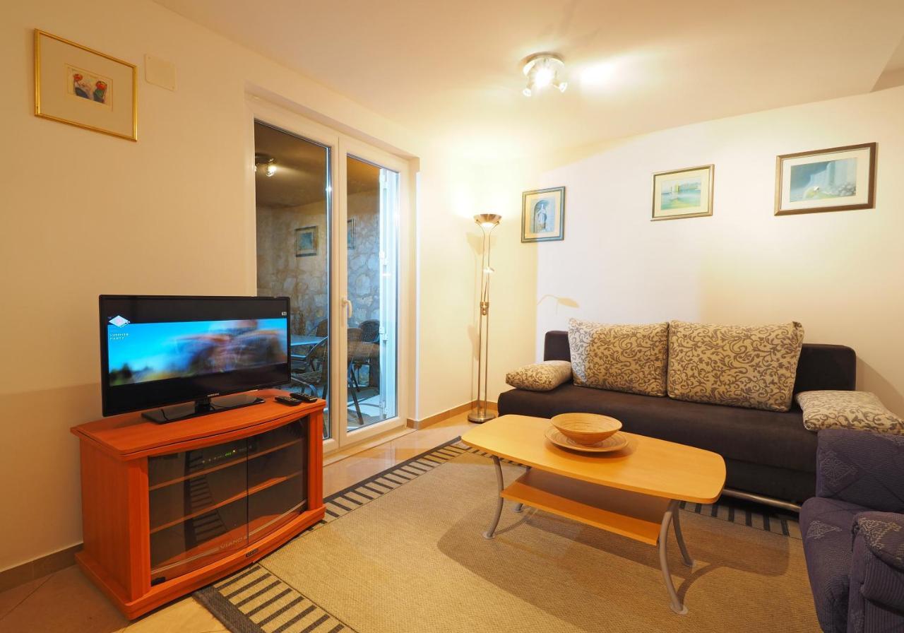 Charming Apartment For 3 Pax In Cavtat Buitenkant foto