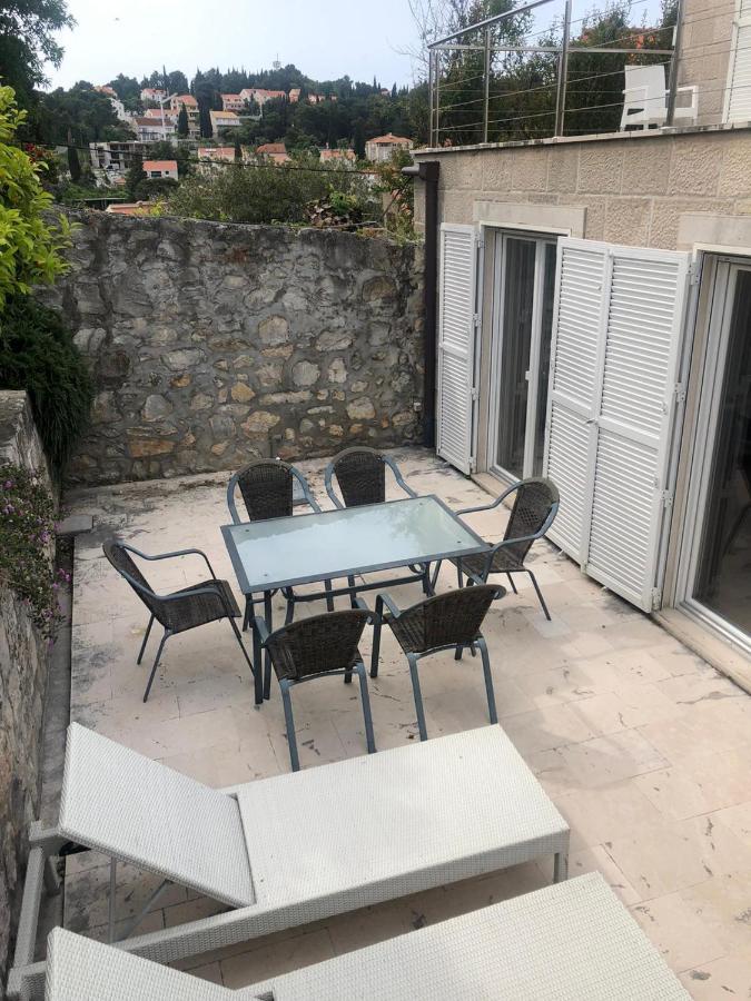 Charming Apartment For 3 Pax In Cavtat Buitenkant foto